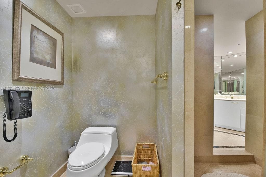 19955 NE 38th Ct # 1701, Aventura FL 33180 — 32