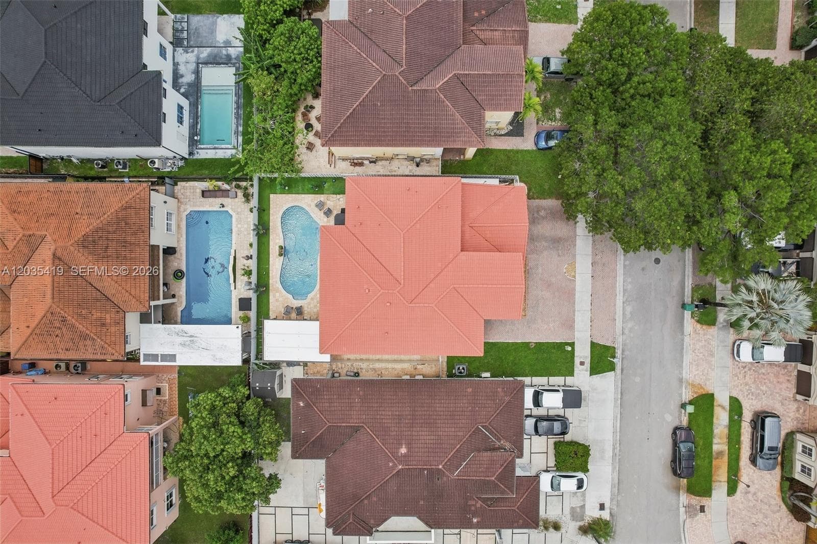 18159 NW 90th Ave, Hialeah FL 33018 — 56