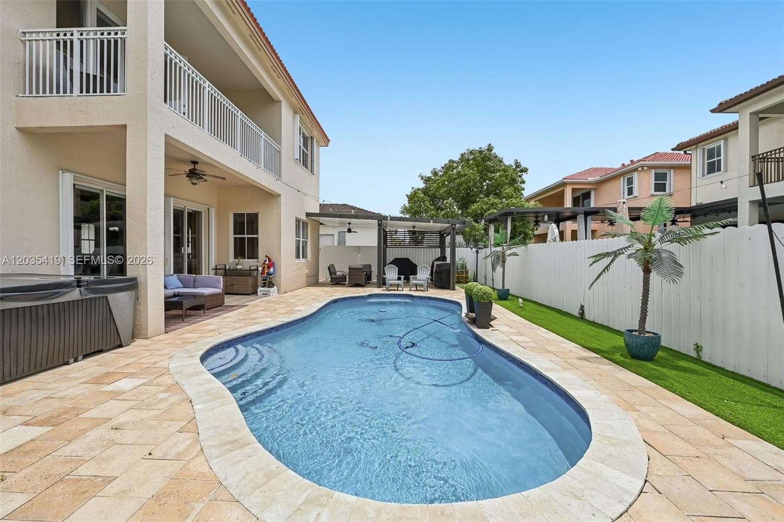 18159 NW 90th Ave, Hialeah FL 33018 — 47
