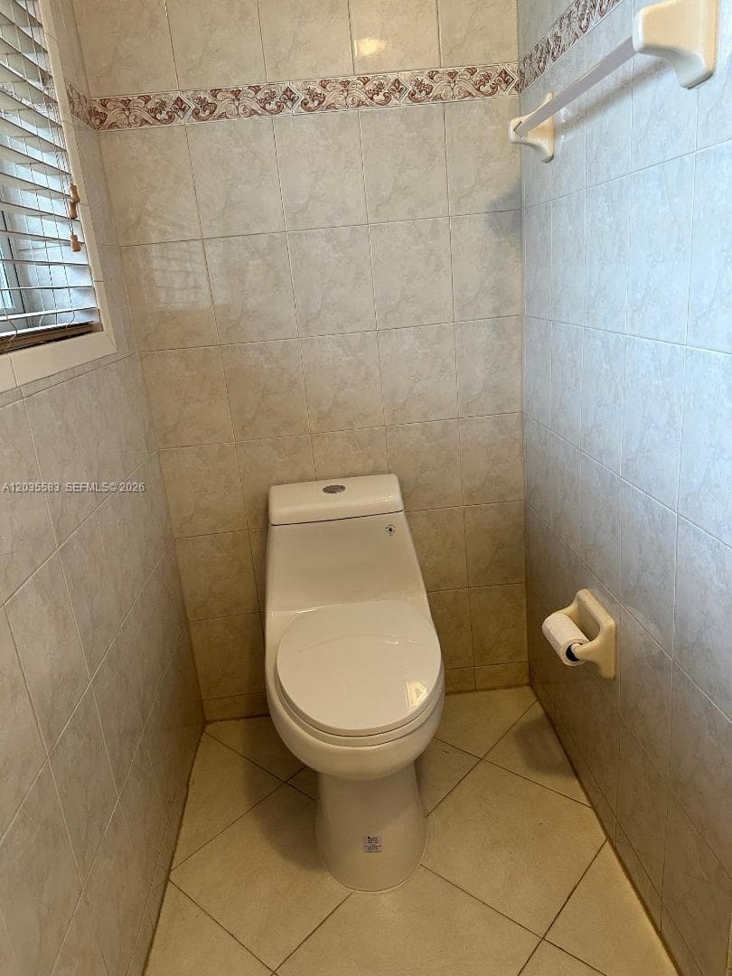 7205 W 3rd Ave, Hialeah FL 33014 — 20