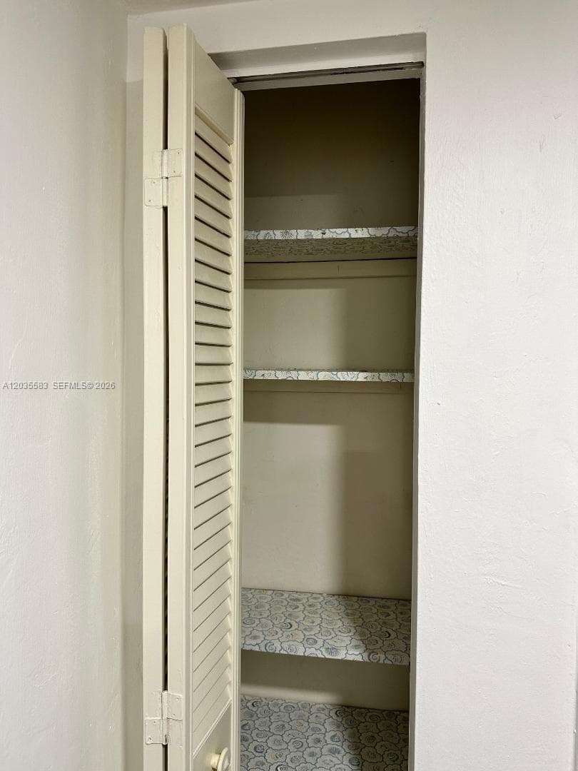 7205 W 3rd Ave, Hialeah FL 33014 — 21