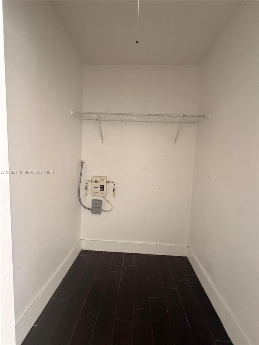 1040 NW 3RD # 5, Miami FL 33136 — 5
