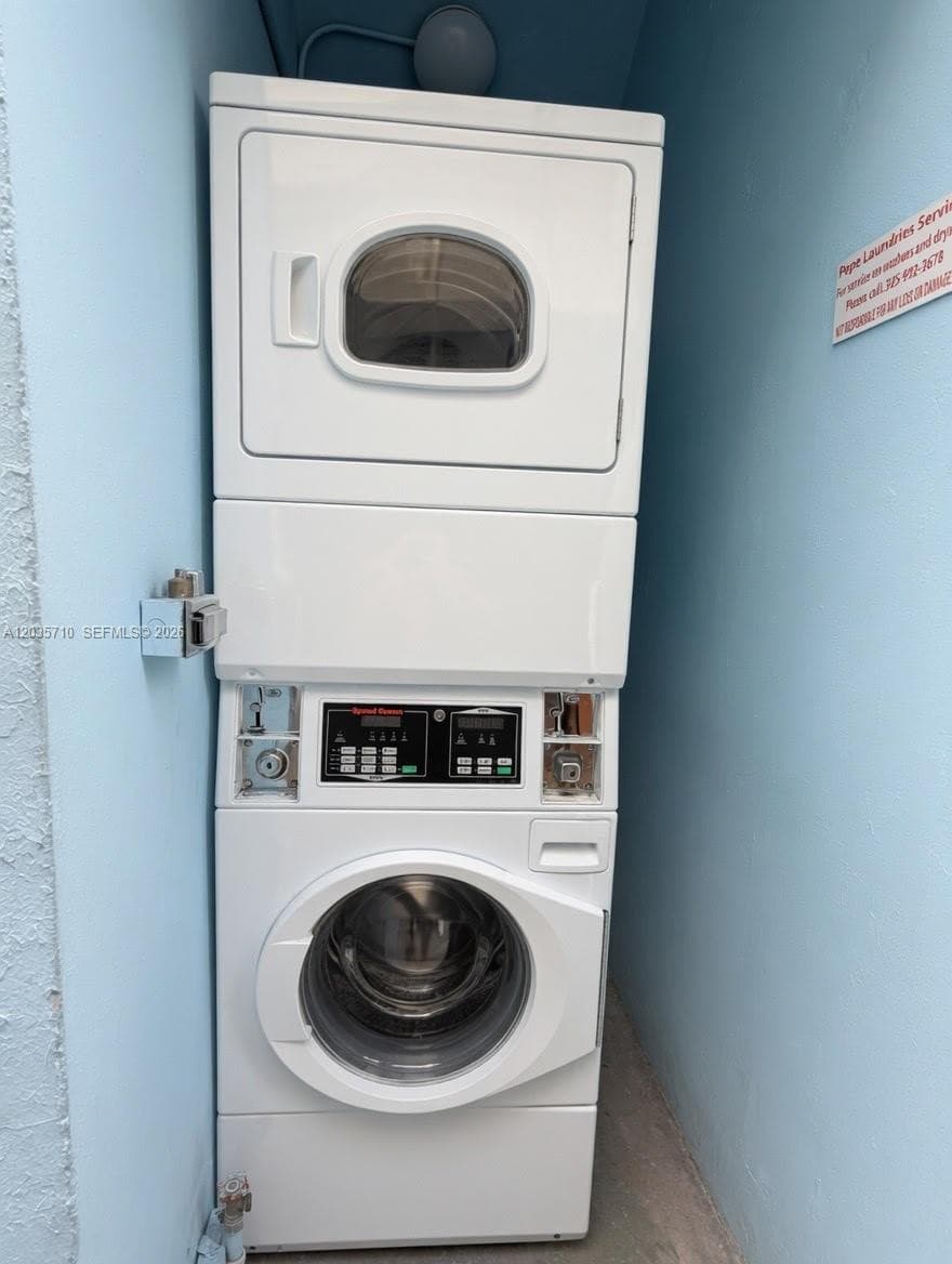 1040 NW 3RD # 5, Miami FL 33136 — 9