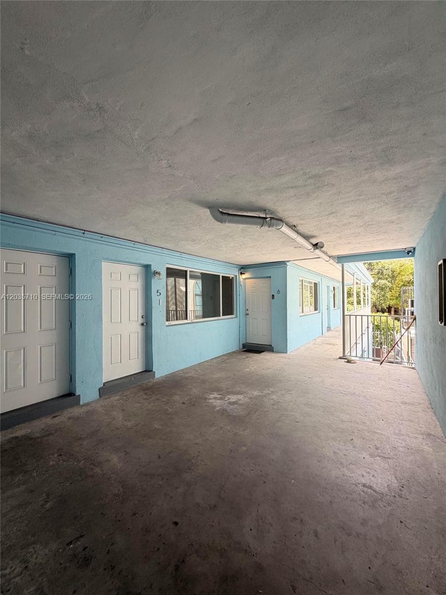 1040 NW 3RD # 5, Miami FL 33136 — 8