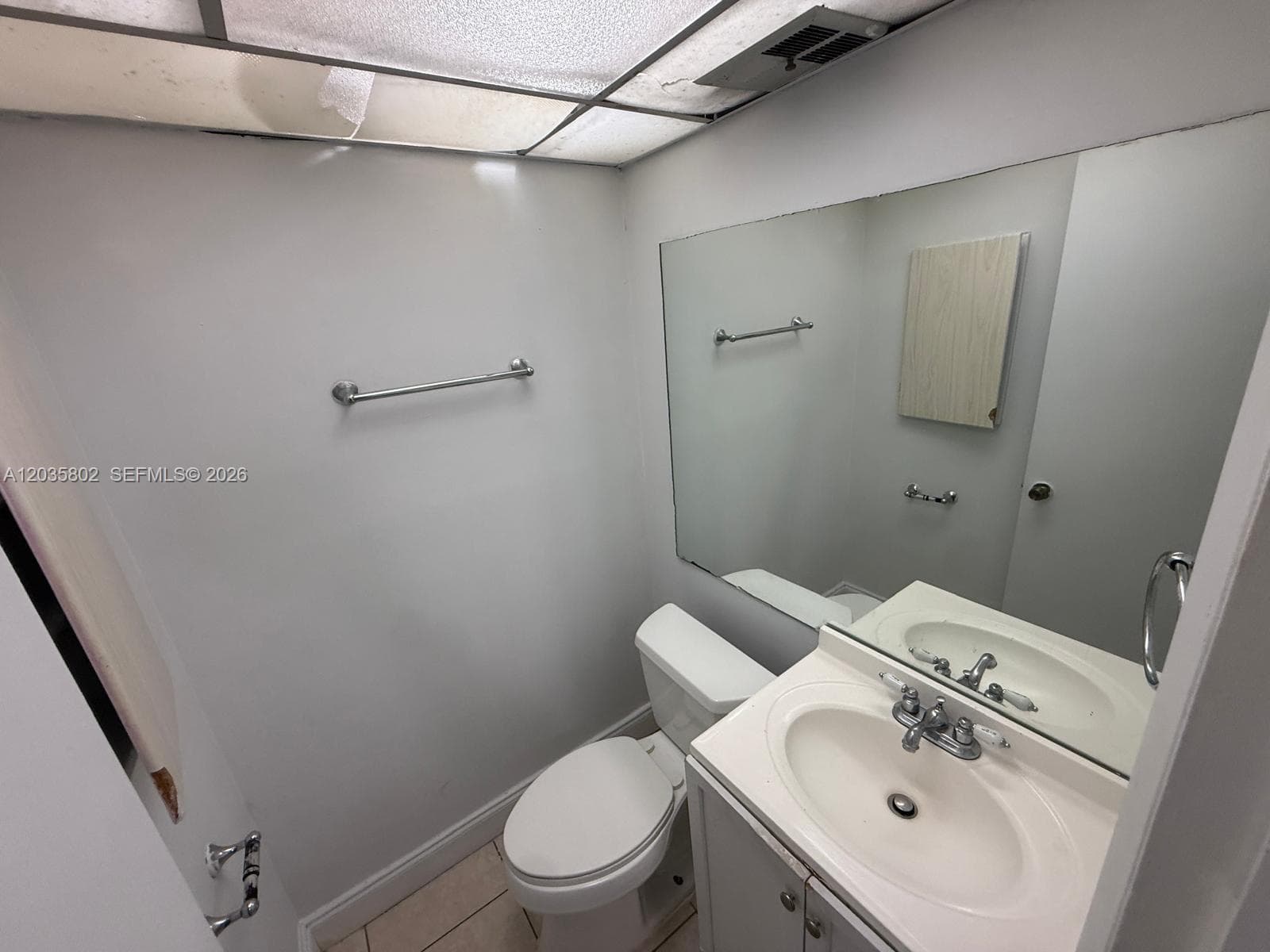 6675 W 4th Ave # 402, Hialeah FL 33012 — 3