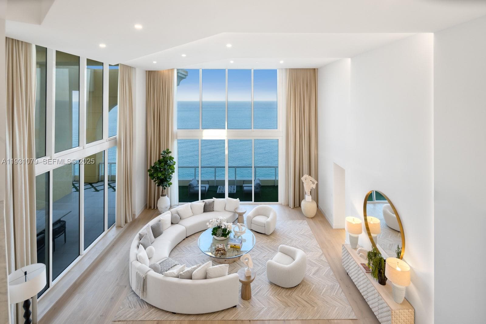 17875 Collins Ave, Sunny Isles Beach FL 33160